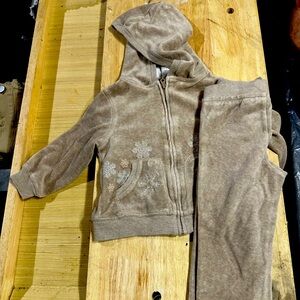 Baby girl jogging fit